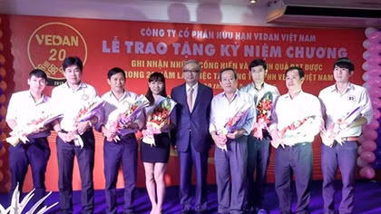 Vedan Việt Nam tôn vinh nhân viên gắn bó công ty 20 năm