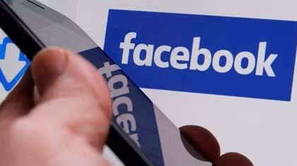 Chính phủ Australia rút hết quảng cáo trên Facebook
