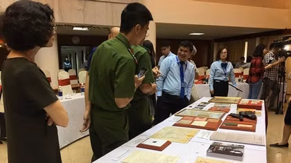 Những hiện vật thiêng liêng