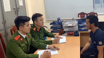 Chuẩn bị lên tàu vào Nam trốn nã thì bị bắt