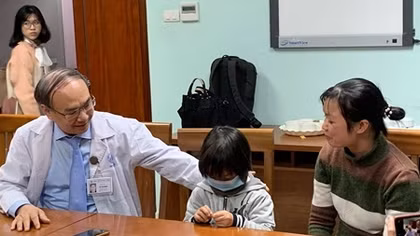 Hàng trăm người “tí hon” không được phát hiện sớm