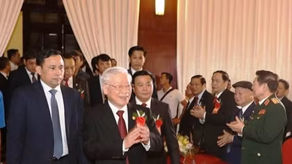 Tổng Bí thư, Chủ tịch nước gửi gắm niềm tin vào ngôi trường cao cấp nhất của Đảng