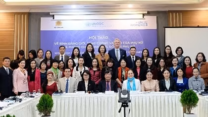 Tăng cường vai trò của phụ nữ và phòng chống bạo lực