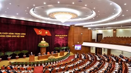 Ngày làm việc thứ hai Hội nghị Trung ương 14