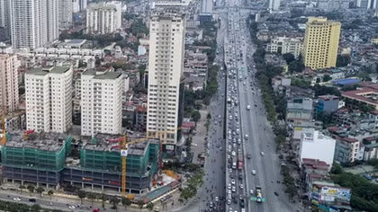 Rào chắn 1/2 mặt đường Vành đai 3 trên cao phục vụ thi công