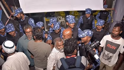 Bắt cựu Tổng thống Maumoon Abdul Gayoom