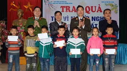 Đượm nghĩa tình từ chương trình “Tết vì người nghèo” 