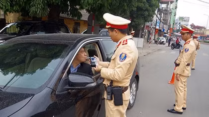 CSGT Thái Nguyên đảm bảo TTATGT cho nhân dân vui Tết, đón Xuân