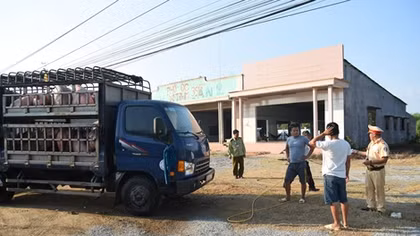 Công an các địa phương nỗ lực ngăn ngừa dịch tả lợn châu Phi