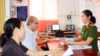 Nữ Phó trưởng Công an phường có nhiều sáng kiến hay trong công tác đảm bảo an ninh, trật tự