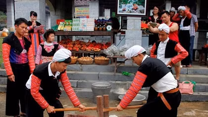 Tái hiện phiên chợ vùng cao đón năm mới