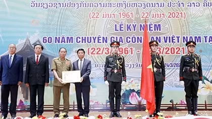 Tiếp tục vun đắp cho mối quan hệ hữu nghị đặc biệt Việt - Lào