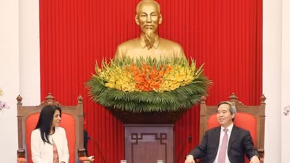 Trưởng ban Kinh tế Trung ương tiếp Đoàn cán bộ Quỹ Tiền tệ Quốc tế