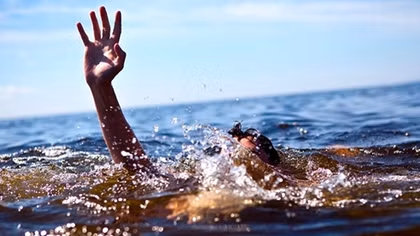 Hè về, trăm bề mối lo trẻ đuối nước