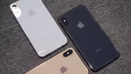Chưa mở bán chính thức, iPhone Xs Max đã về tới Việt Nam