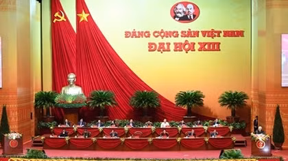 Thông báo kết quả Đại hội lần thứ XIII của Đảng ta tới Đảng Cộng sản Nhật Bản