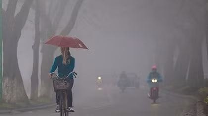 Hà Nội có mưa phùn và sương mù, trời lạnh