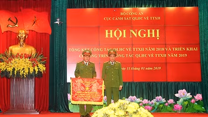 Không để tình trạng buôn bán vũ khí, vật liệu nổ, công cụ hỗ trợ và pháo nổ trong dịp Tết