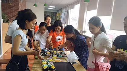 Sôi động thị trường bánh Trung thu tự làm