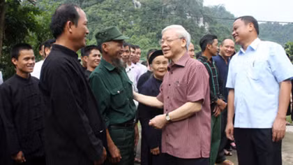 Tổng Bí thư Nguyễn Phú Trọng thăm, làm việc tại tỉnh Bắc Kạn
