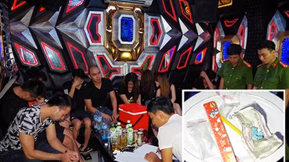 Bắt 10 nam thanh nữ tú bay lắc trong quán karaoke