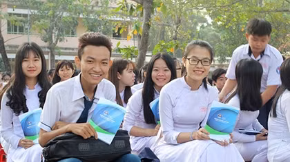 Giảm điểm ưu tiên khu vực có giải quyết được bất cập trong xét tuyển đại học?