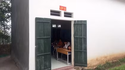 Đụng chạm vào mông, đùi liệu có phải là dâm ô?
