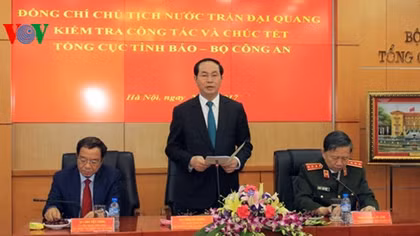 Chủ tịch nước kiểm tra công tác và chúc Tết Cục An ninh mạng