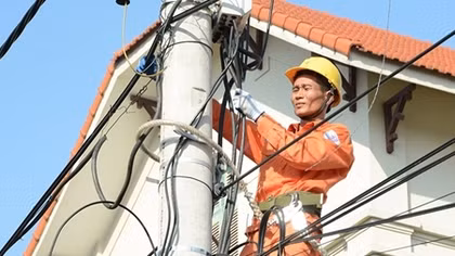 Nắng nóng, hoá đơn tiền điện tiếp tục tăng cao