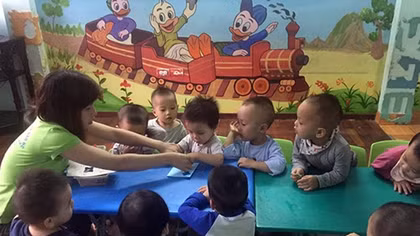 Trường mầm non nhận trẻ từ 3 tháng tuổi: Khó khả thi