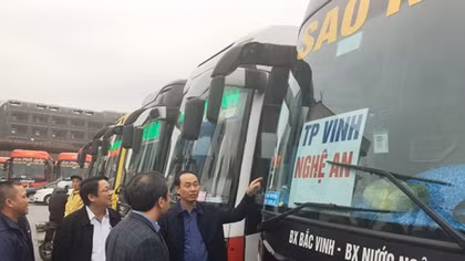 Sân bay, bến xe sẵn sàng phục vụ cao điểm Tết