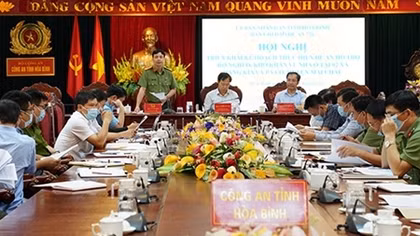 Triển khai hỗ trợ làm nhà cho người nghèo là để nhân dân ổn định cuộc sống