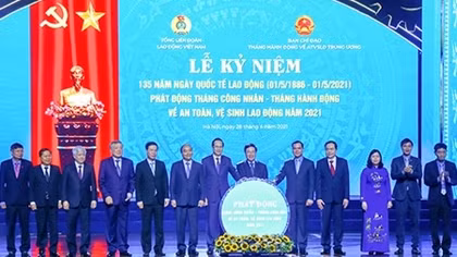 Phát huy vai trò tiên phong của giai cấp công nhân và đội ngũ công nhân, viên chức, lao động