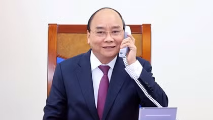 Thủ tướng Chính phủ Nguyễn Xuân Phúc điện đàm với Thủ tướng Australia