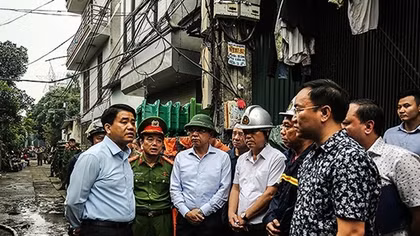 Chủ tịch Hà Nội trực tiếp chỉ đạo khắc phục hậu quả vụ cháy làm 8 người thiệt mạng