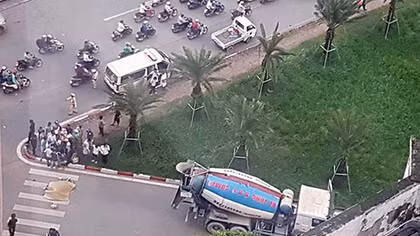 Xe bồn cán thiếu nữ tử vong thương tâm ở Hà Nội