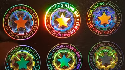 Tràn lan tem chống hàng giả trên mạng: Người tiêu dùng dễ rơi vào ma trận