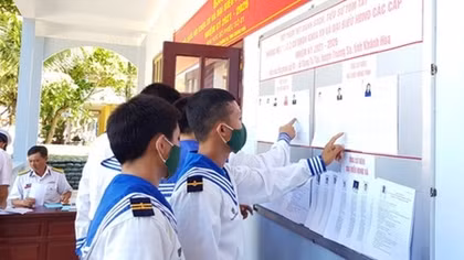 Rộn ràng bầu cử sớm nơi huyện đảo Trường Sa