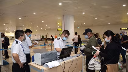 Toàn dân khai báo sức khỏe trên app điện thoại: Kiểm soát tốt hơn dịch COVID-19