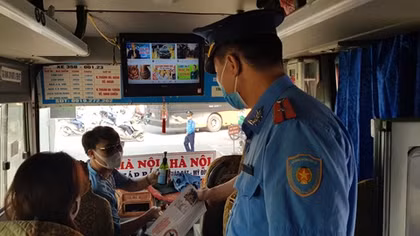Hoạt động vận tải dịp nghỉ lễ: Nhiều nhà xe tăng giá vé