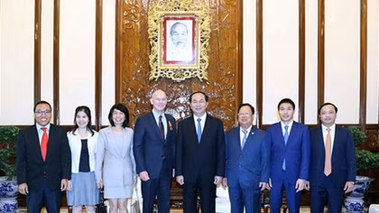 Chủ tịch nước Trần Đại Quang tiếp Chủ tịch Tổ chức Tầm nhìn thế giới