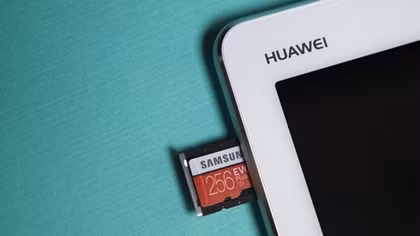 Huawei trở lại với Hiệp hội thẻ nhớ SD