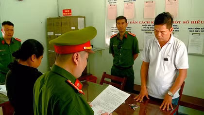 Bắt đối tượng lừa xin việc làm chiếm đoạt hàng tỷ đồng