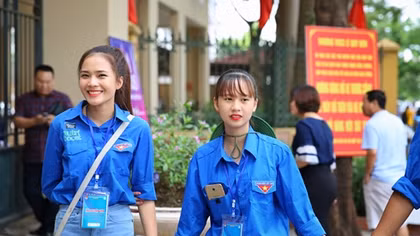 Những “bóng hồng” xinh đẹp tiếp sức thi THPT Quốc gia 2018