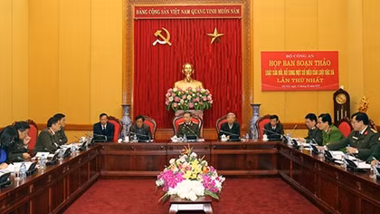 Tiếp tục hoàn thiện cơ sở pháp luật cho công tác đặc xá, hoạt động thi hành án hình sự