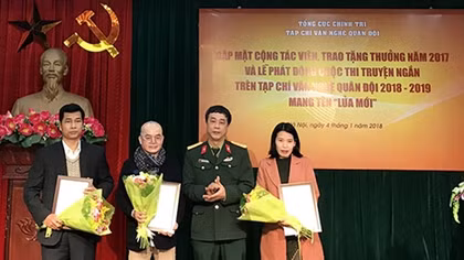 Tạp chí Văn nghệ Quân đội tặng thưởng năm 2017 cho 7 tác giả