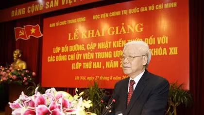 Khai giảng Lớp bồi dưỡng, cập nhật kiến thức cho các Ủy viên Trung ương Đảng