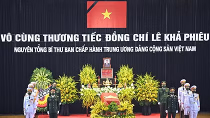 Cử hành trọng thể lễ viếng Nguyên Tổng Bí thư Lê Khả Phiêu