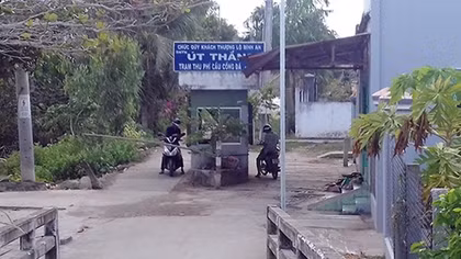 Cầu nông thôn thu phí 10 năm vẫn chưa xong