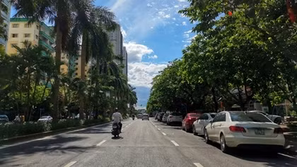 Nắng nóng gay gắt ở Bắc và Trung Bộ